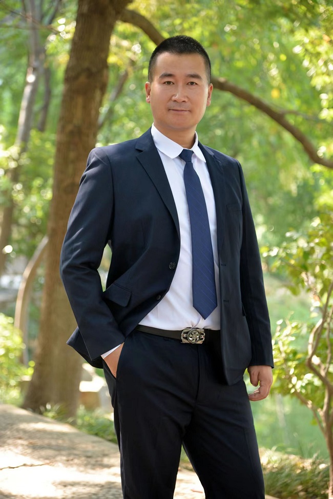 ����׳��